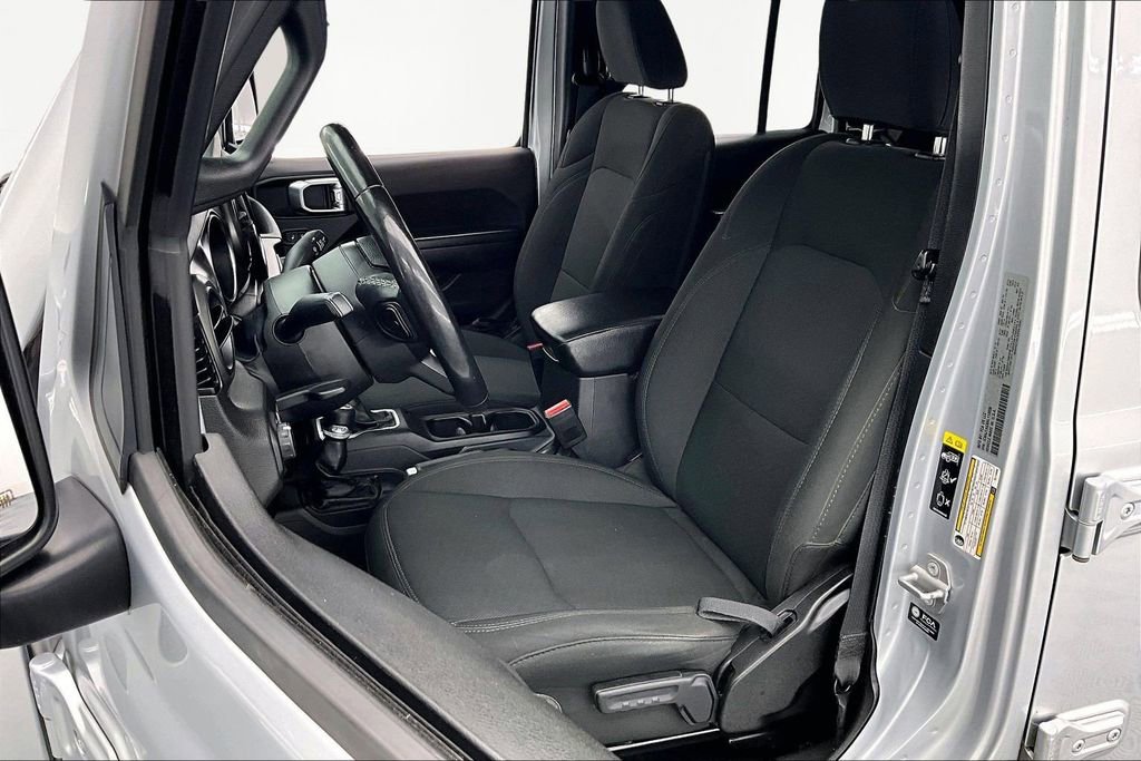 Used 2022 Jeep Gladiator Willys image 26