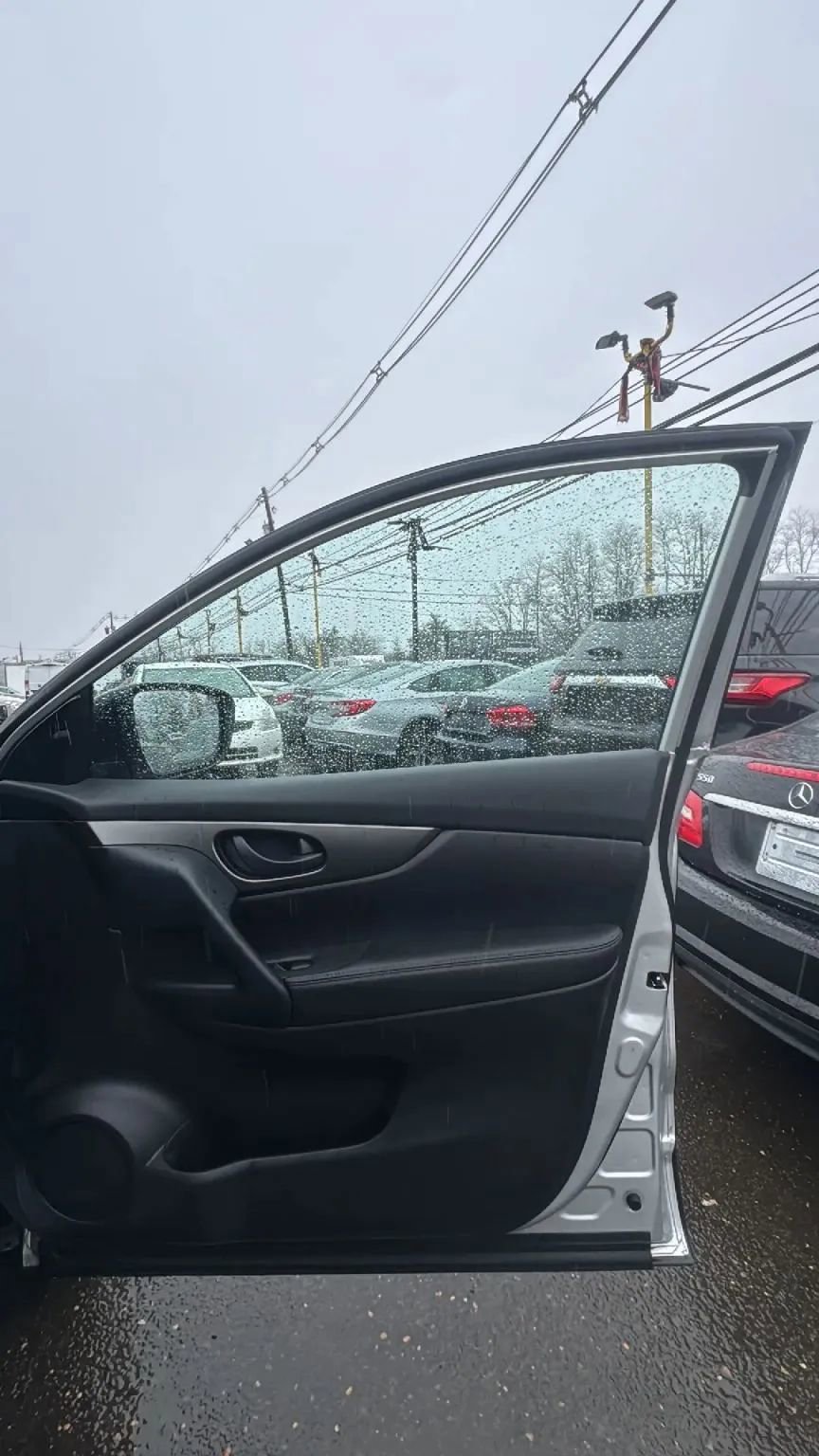 Used 2022 Nissan Rogue Sport S AWD/4WD image 25