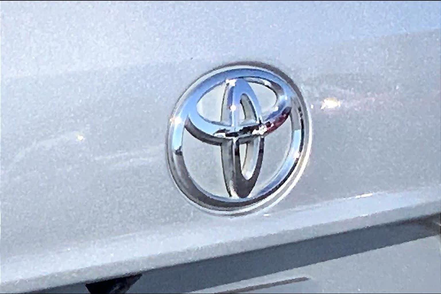 Used 2023 Toyota Highlander XSE FWD image 30