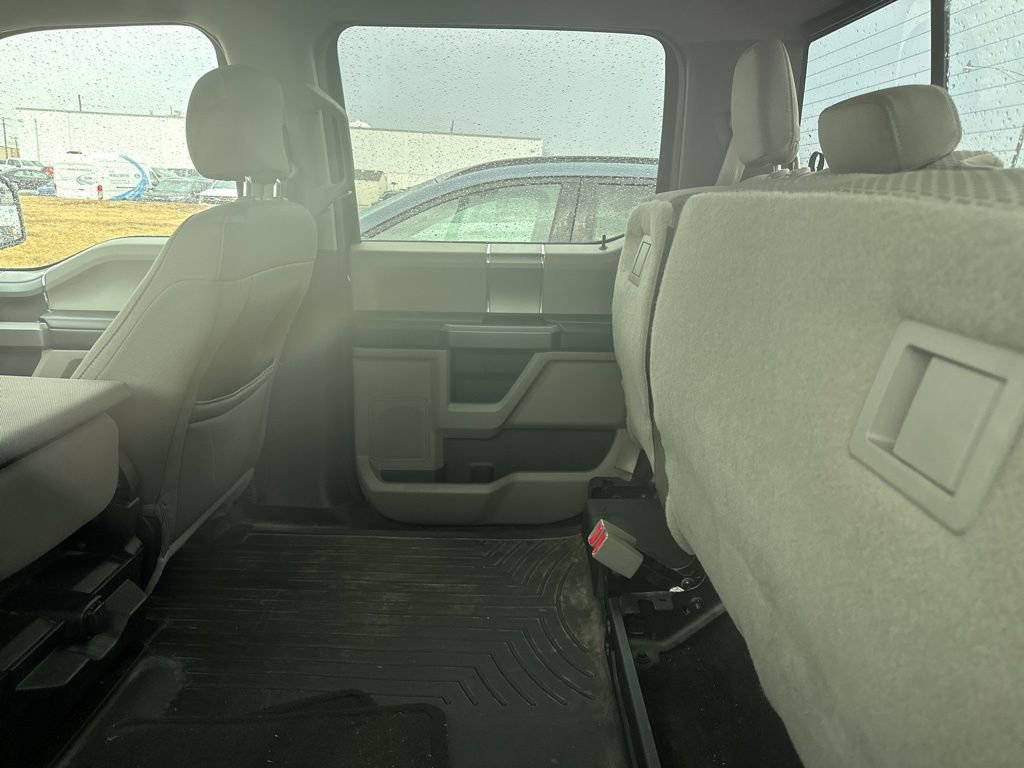 Used 2015 Ford F150 XLT w/ Equipment Group 302A Luxury image 16