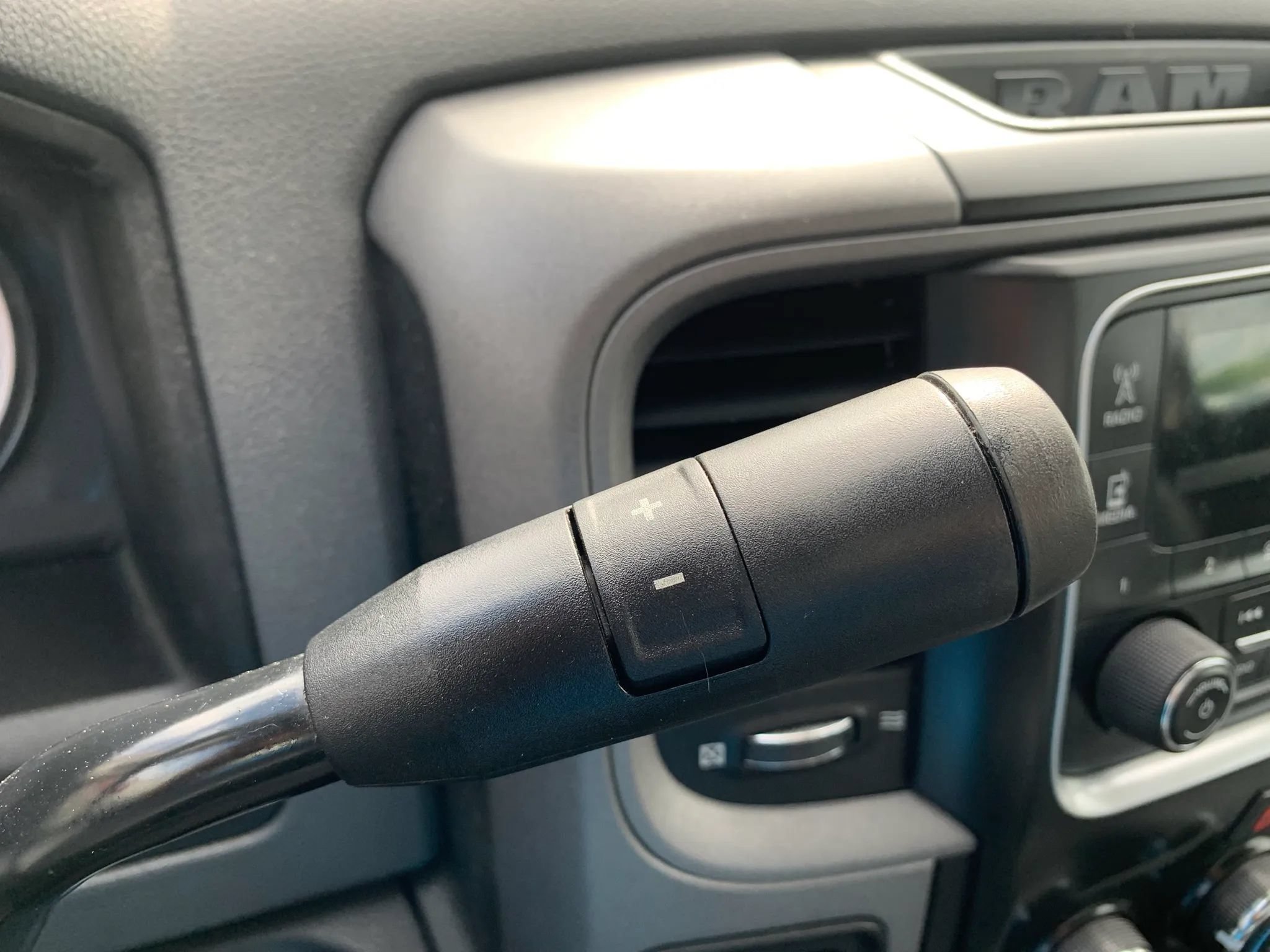 Used 2015 RAM 2500 Tradesman RWD image 17