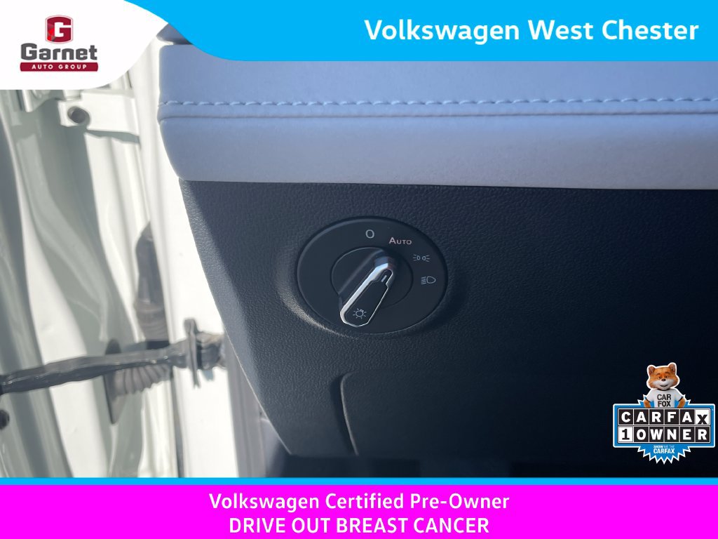 Certified 2025 Volkswagen Taos SE AWD/4WD image 16