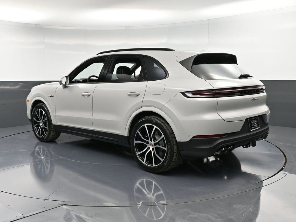 New 2026 Porsche Cayenne E-Hybrid image 3