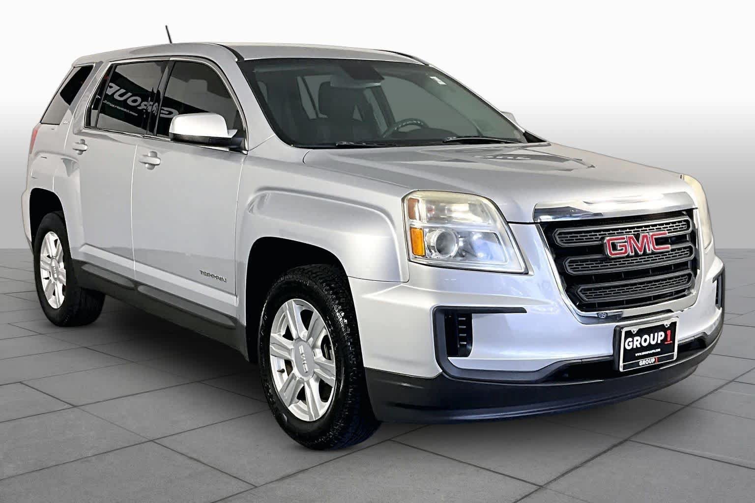 Used 2016 GMC Terrain SLE FWD image 3