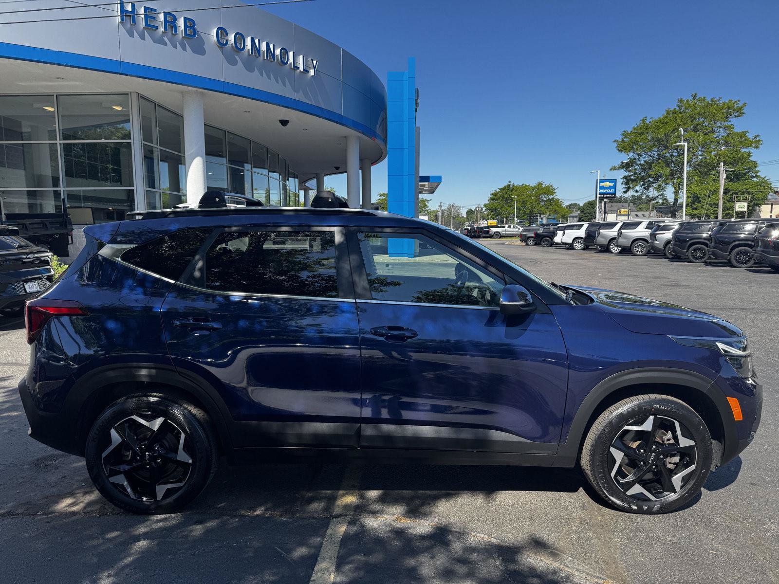 Used 2024 Kia Seltos EX AWD/4WD image 8