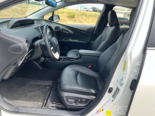 Used 2017 Toyota Prius Four w/ Premium Convenience Package FWD image 15