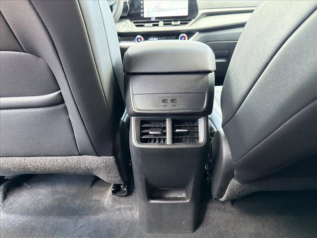 Used 2026 Chevrolet Equinox LT w/ Convenience Package II AWD/4WD image 24