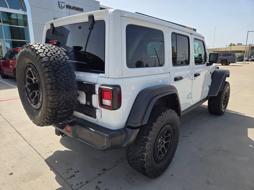 Used 2023 Jeep Wrangler Unlimited Sport AWD/4WD image 3