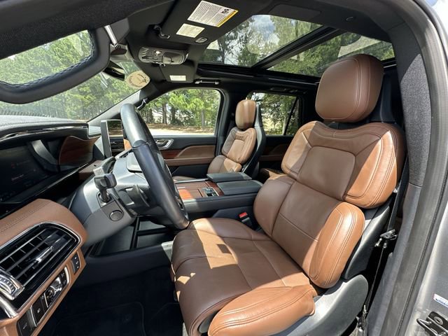 New 2024 Lincoln Navigator L Reserve AWD/4WD image 11