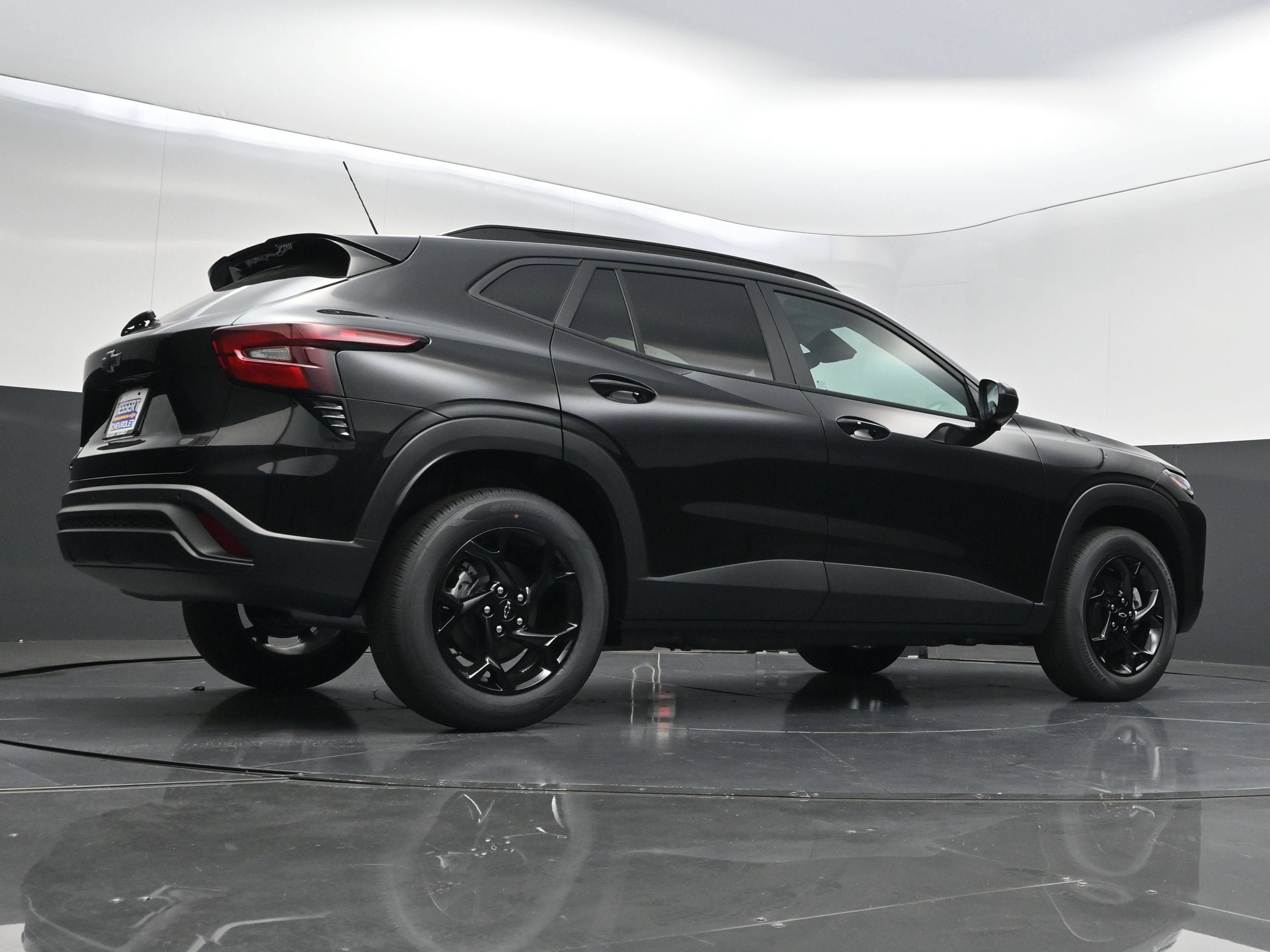 New 2026 Chevrolet Trax LT w/ Sunroof Package FWD image 44