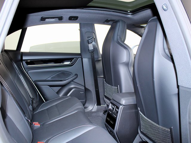 Used 2024 Porsche Macan 4 Electric image 24