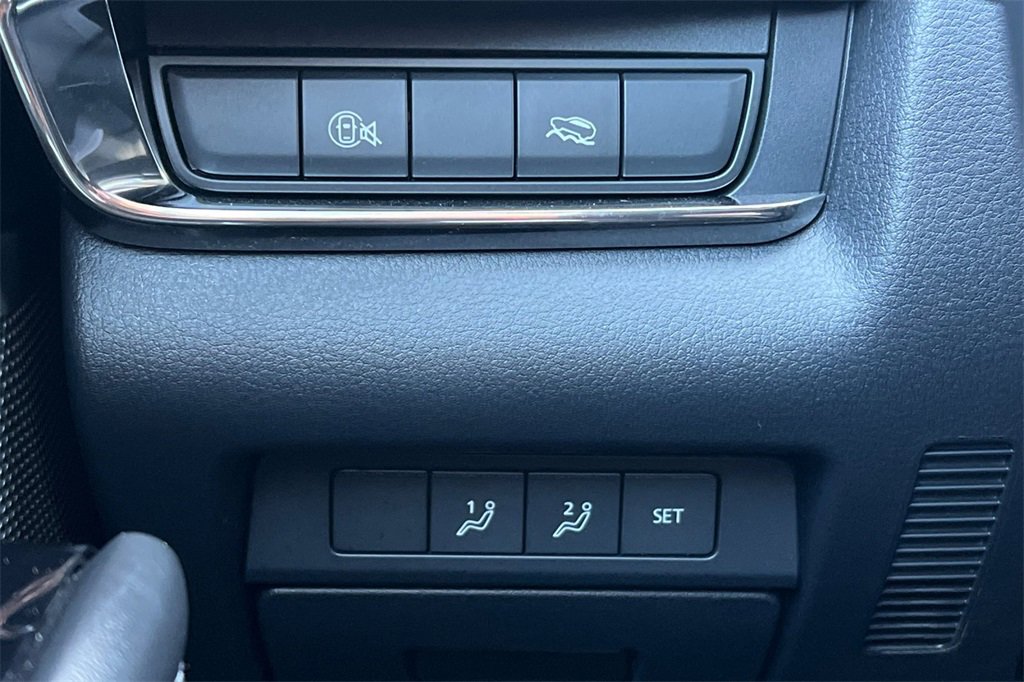 Certified 2025 MAZDA CX-30 AWD 2.5 S w/ Preferred Package image 31