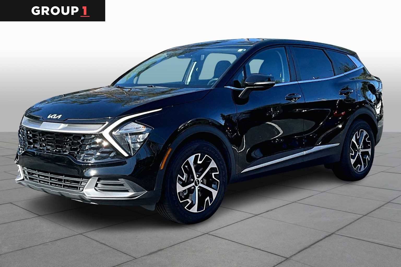 Used 2023 Kia Sportage EX image 1