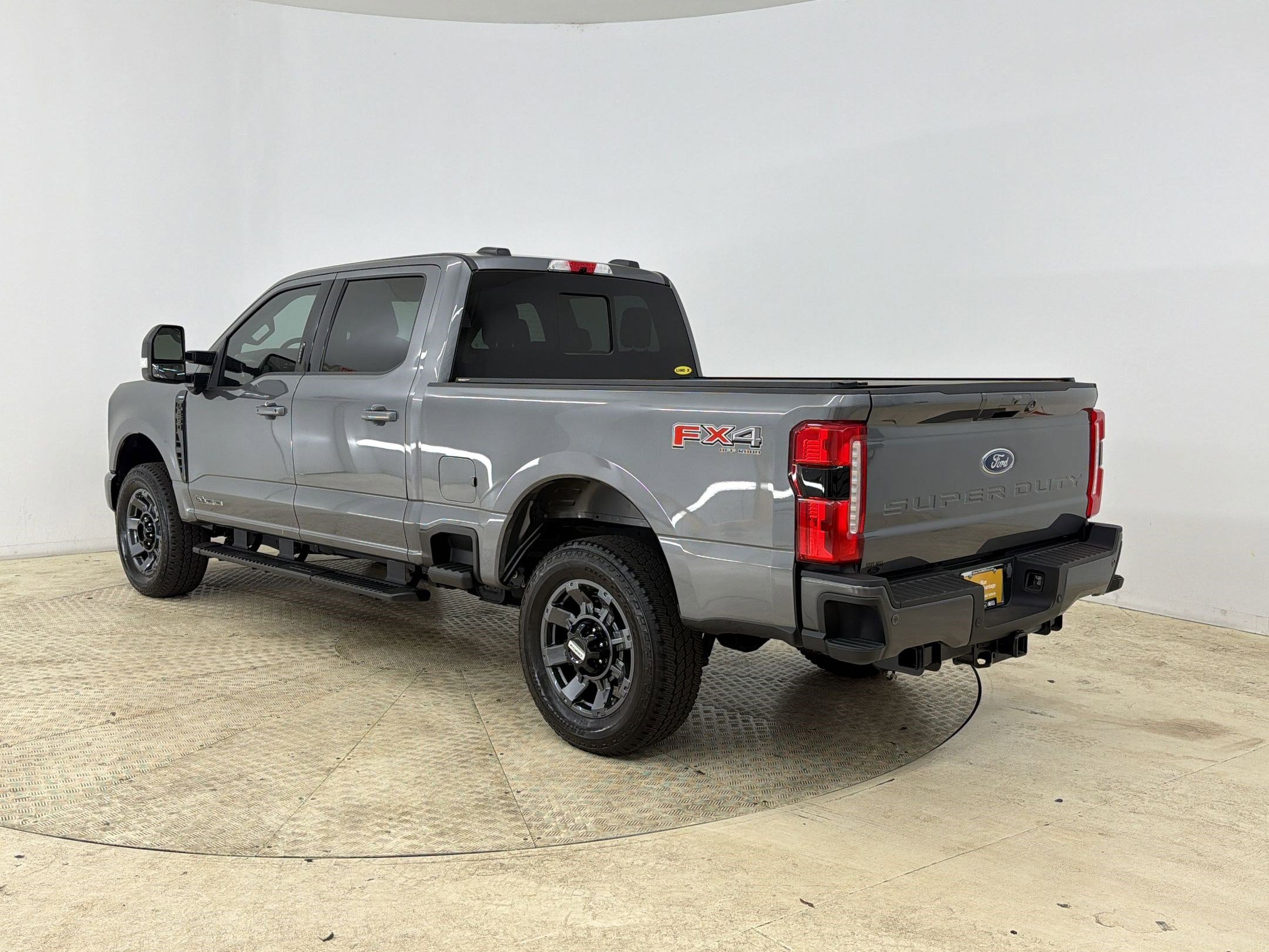 Certified 2024 Ford F250 Lariat w/ Lariat Ultimate Package AWD/4WD image 3