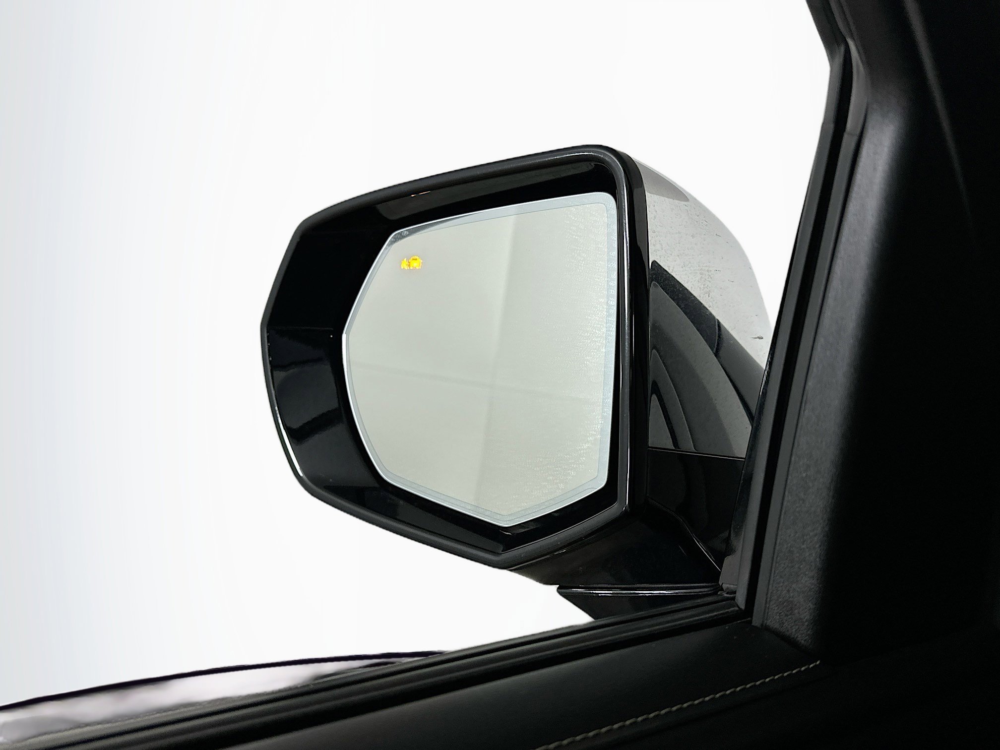 Used 2024 Chevrolet Tahoe Premier image 16