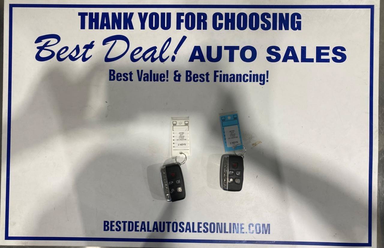 Used 2017 Jaguar F-PACE Prestige AWD/4WD image 36