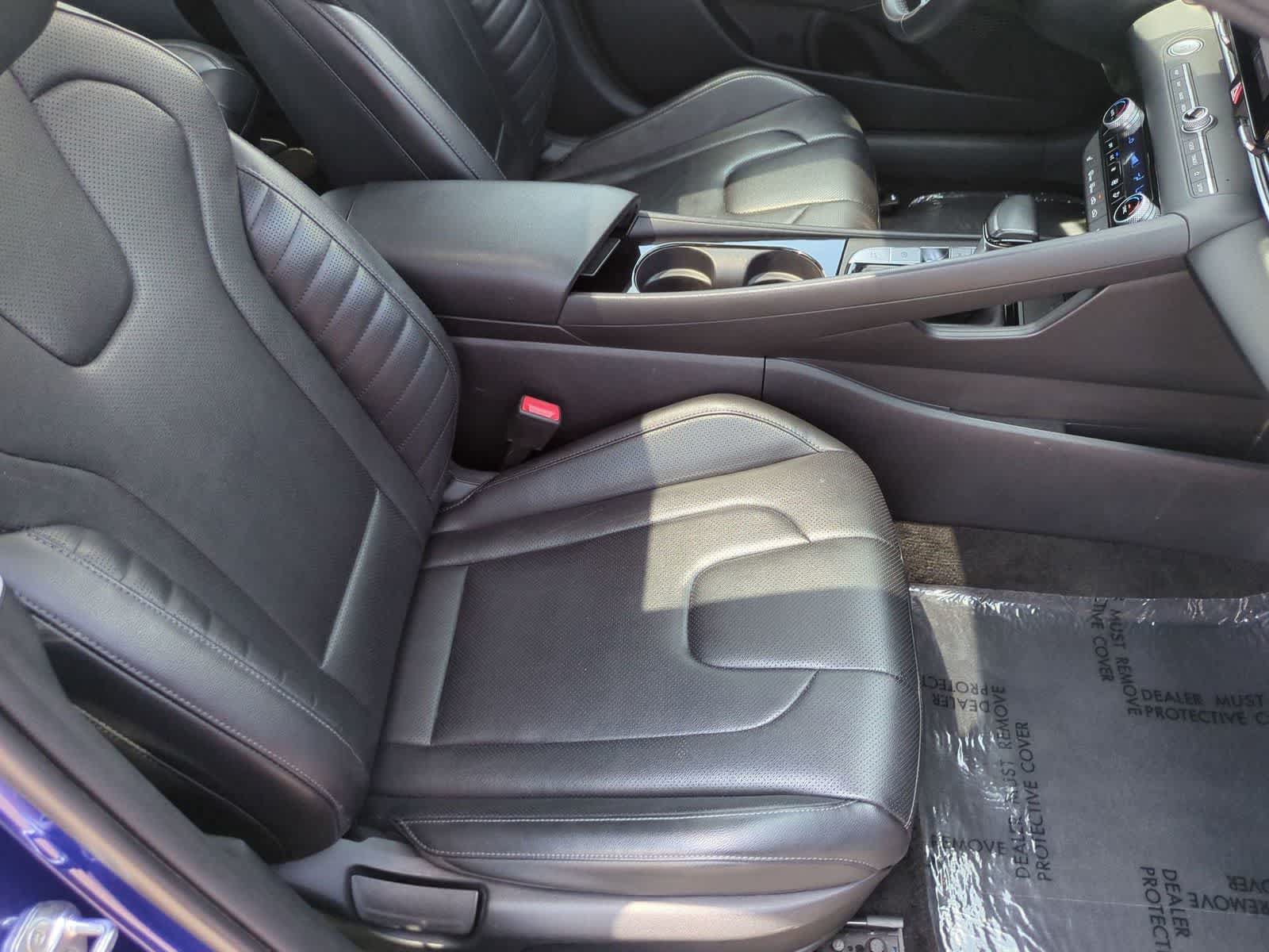Used 2024 Hyundai Elantra Limited FWD image 22