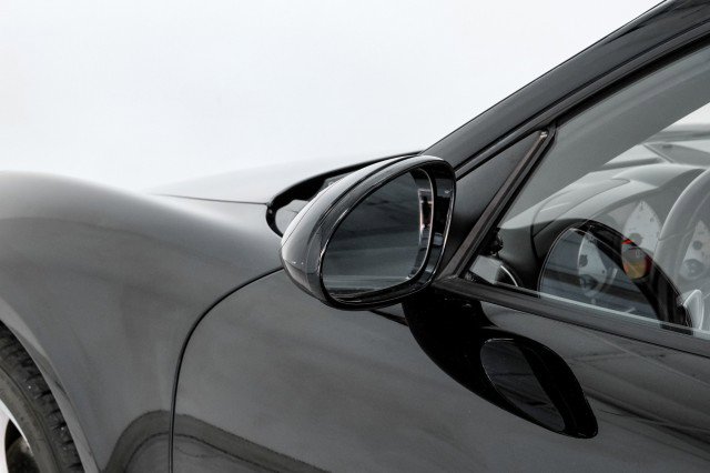 Used 2010 Porsche Cayman S image 30