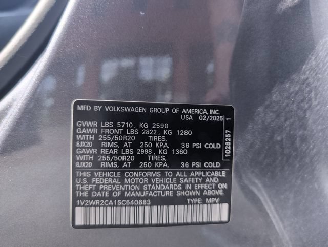Used 2025 Volkswagen Atlas SE FWD image 26