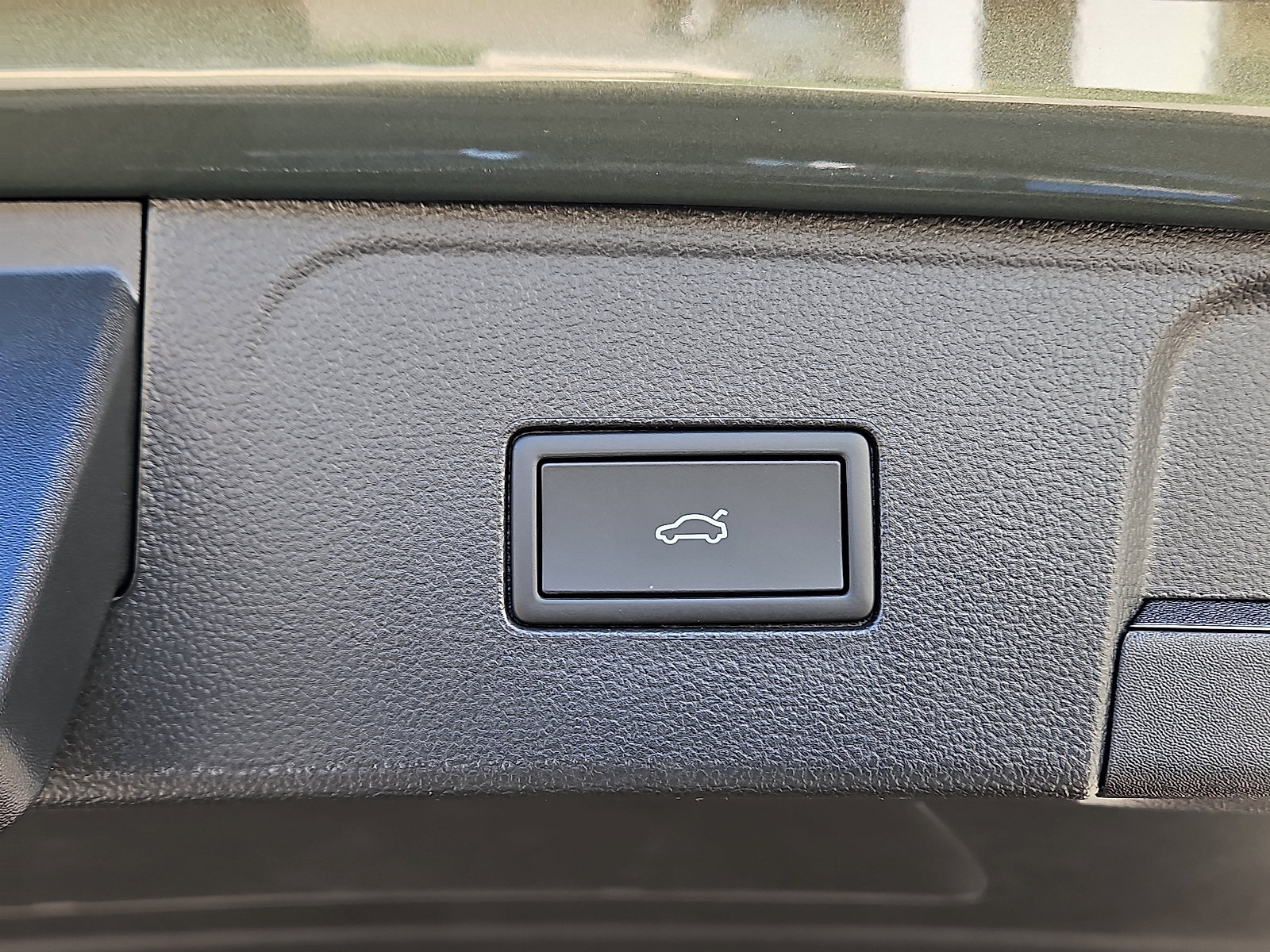 New 2026 Volkswagen Atlas SEL Premium R-Line image 8