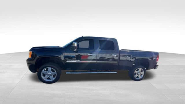 Used 2013 GMC Sierra 2500 Denali w/ Snow Plow Prep Package image 10