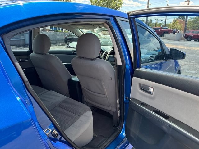 Used 2012 Nissan Sentra 2.0 SR w/ Special Edition Pkg FWD image 17