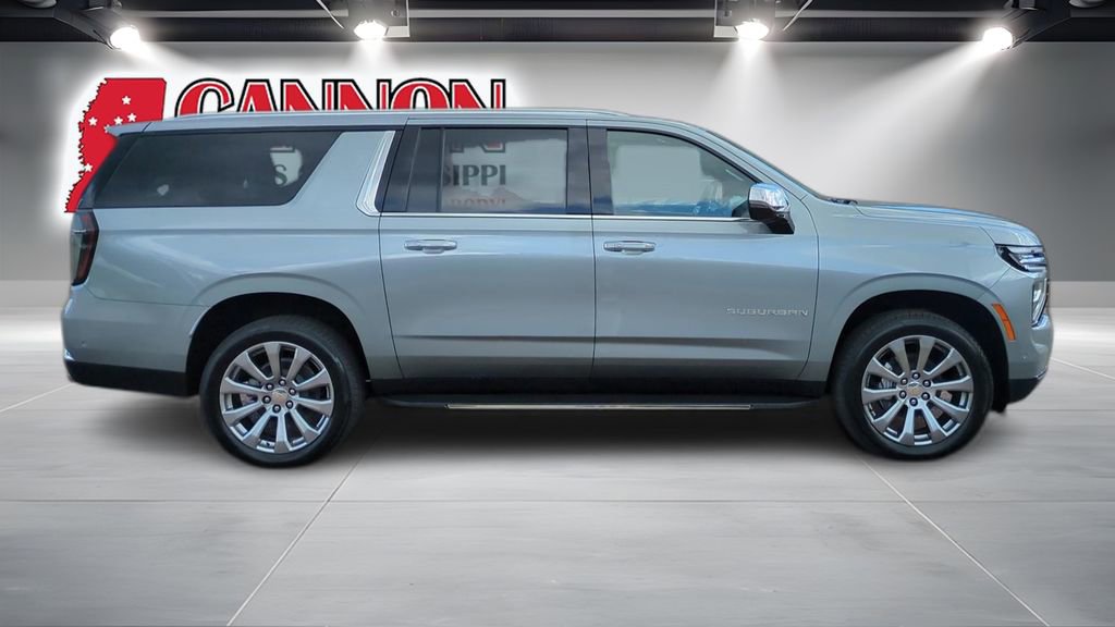New 2026 Chevrolet Suburban Premier image 4