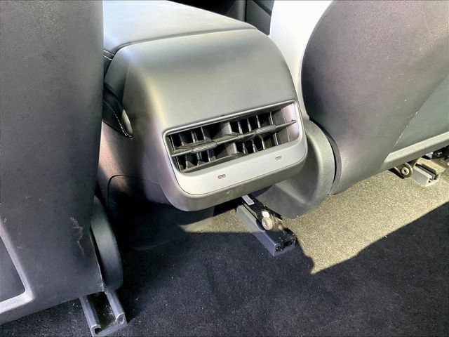 Used 2022 Tesla Model 3 Long Range AWD/4WD image 12