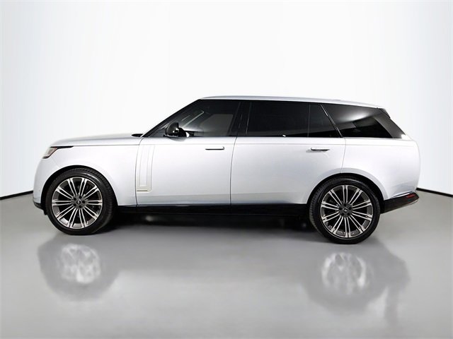 Certified 2023 Land Rover Range Rover Long Wheelbase Autobiography image 8