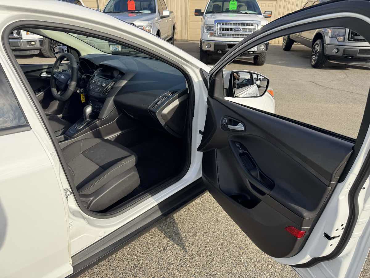 Used 2017 Ford Focus SE image 15
