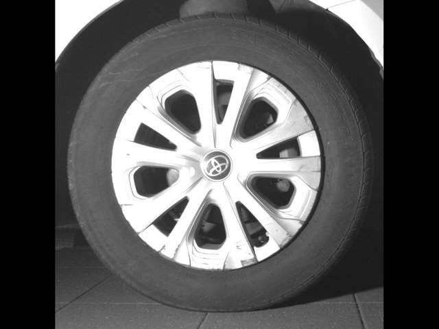 Used 2020 Toyota Prius LE FWD image 9