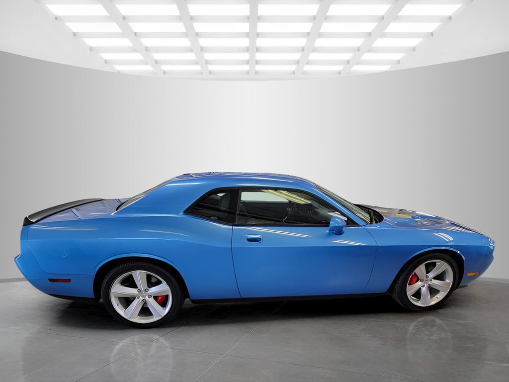 Used 2009 Dodge Challenger SRT8 w/ SRT Option Group II RWD image 4