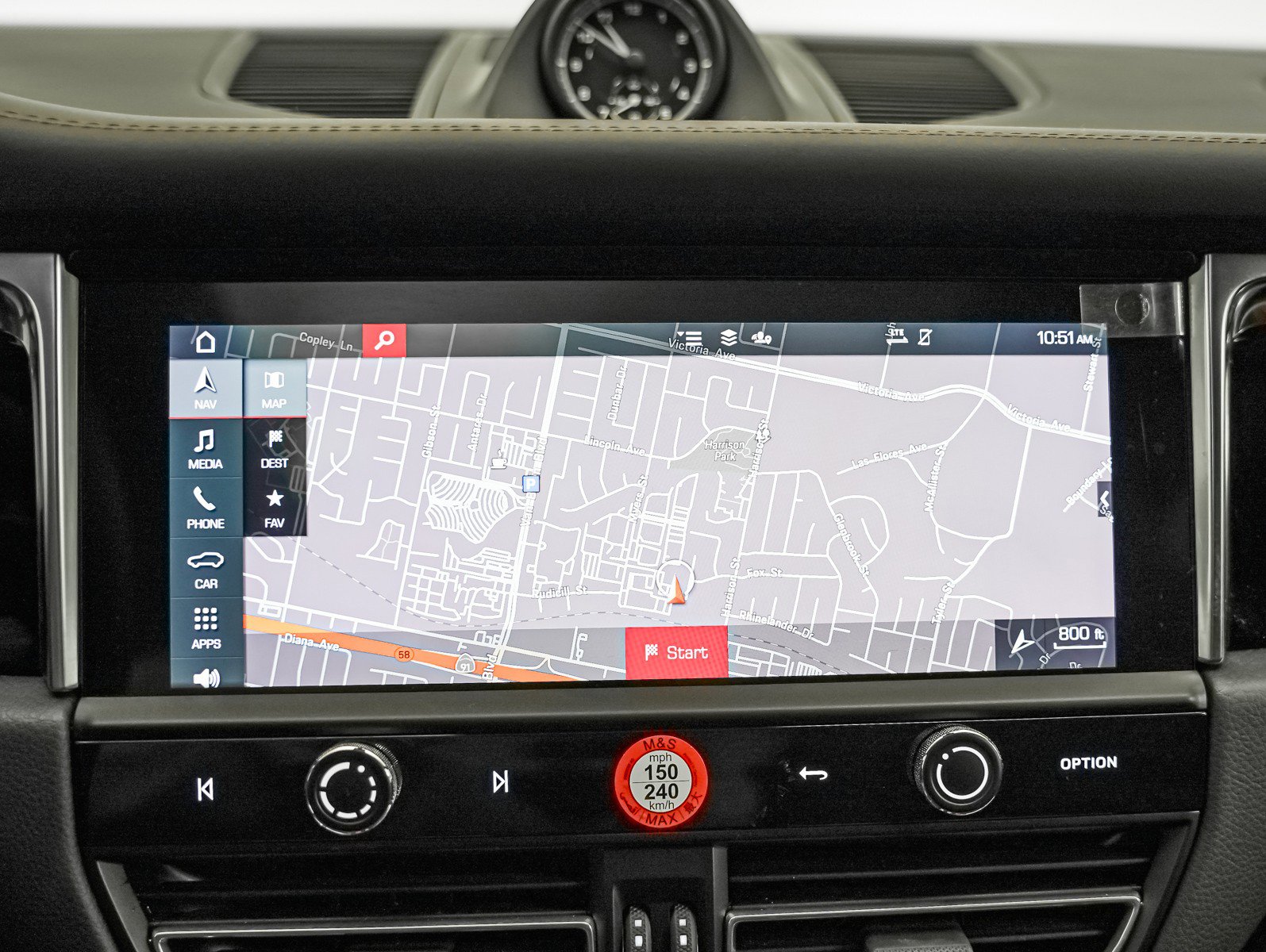 Certified 2024 Porsche Macan image 23