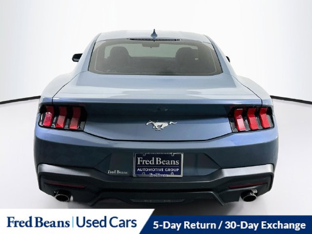 Used 2024 Ford Mustang Coupe RWD image 9