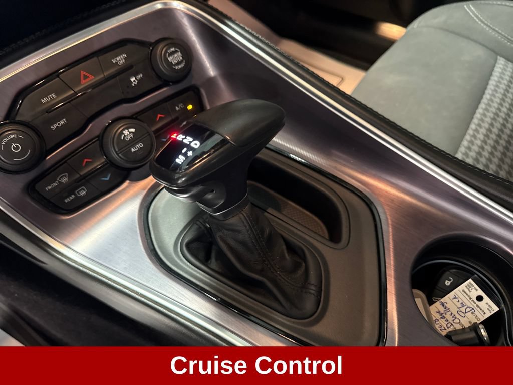 Used 2018 Dodge Challenger R/T w/ Blacktop Package RWD image 17