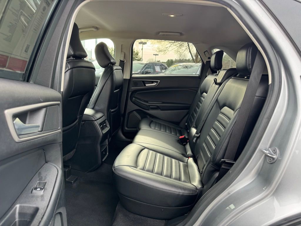 Used 2023 Ford Edge SEL image 15