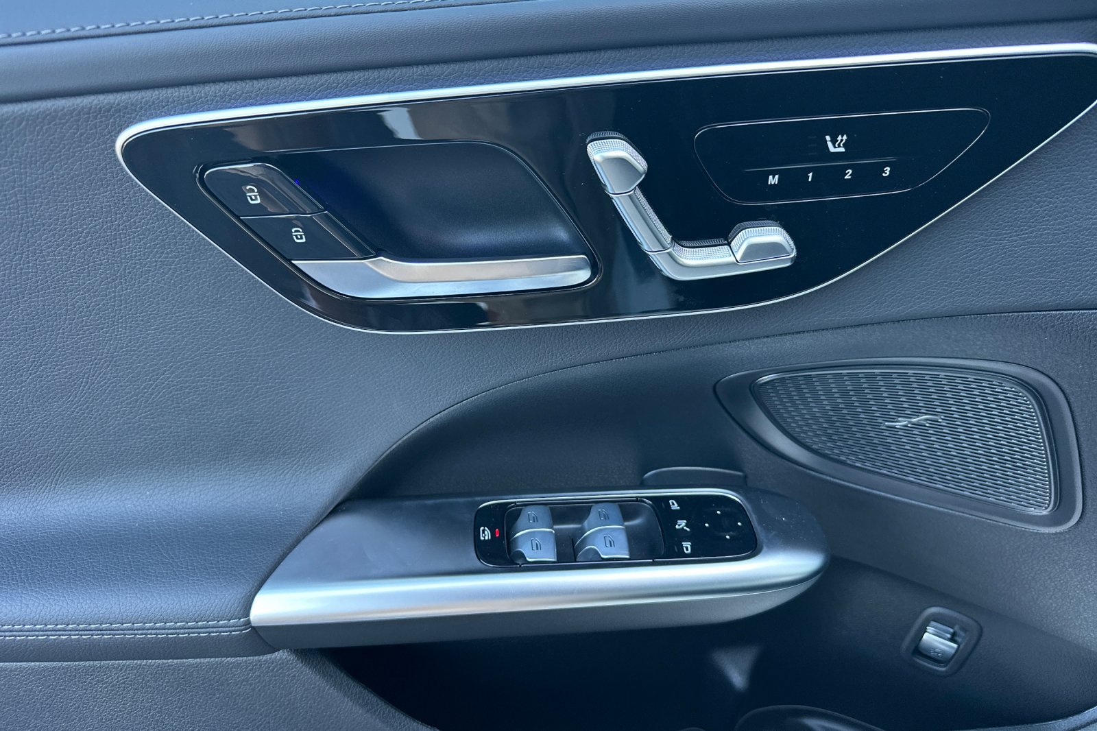 New 2026 Mercedes-Benz C 300 4MATIC Sedan image 11