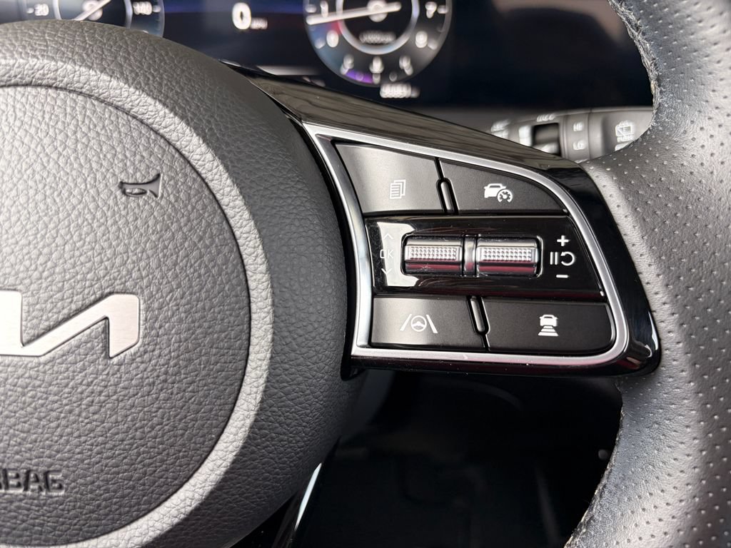 Used 2024 Kia Seltos SX w/ SX Sunroof Package AWD/4WD image 20
