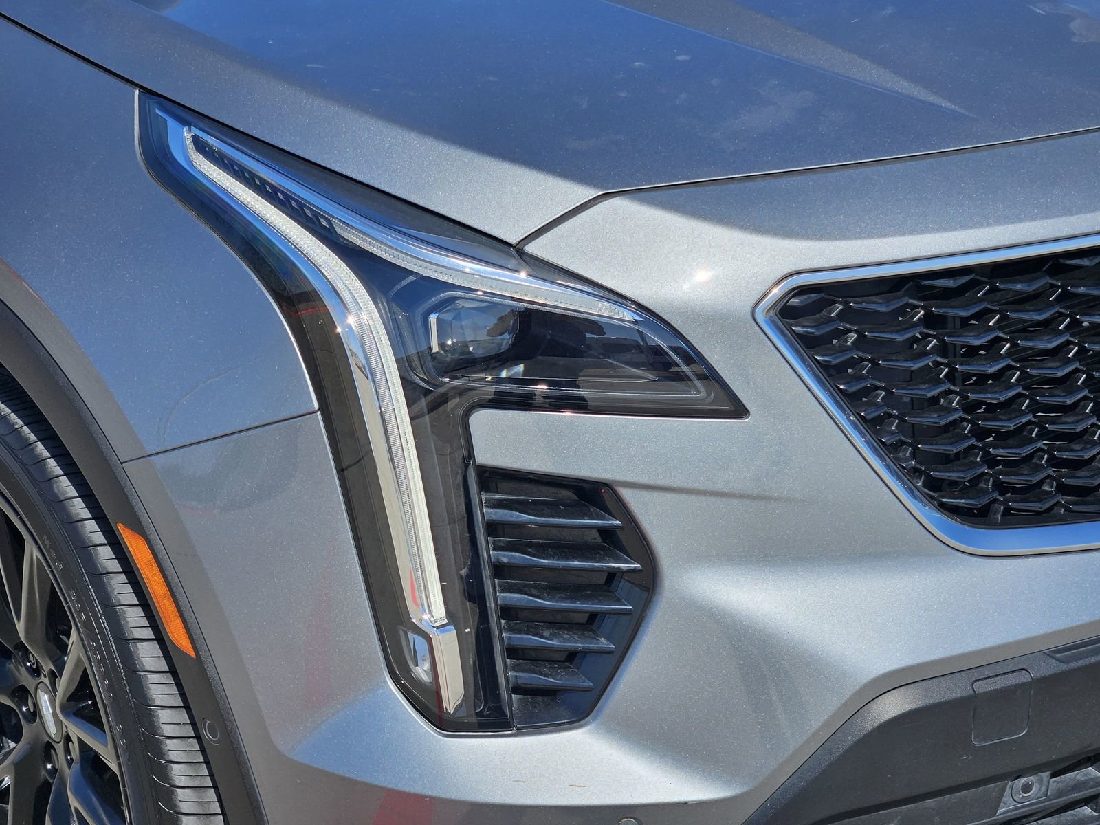 Certified 2023 Cadillac XT4 Sport w/ LPO, Onyx Lite Package image 9
