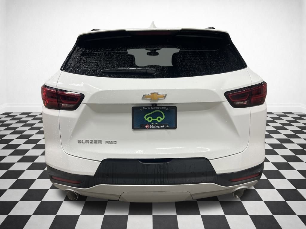 Certified 2025 Chevrolet Blazer LT w/ Convenience Package image 8