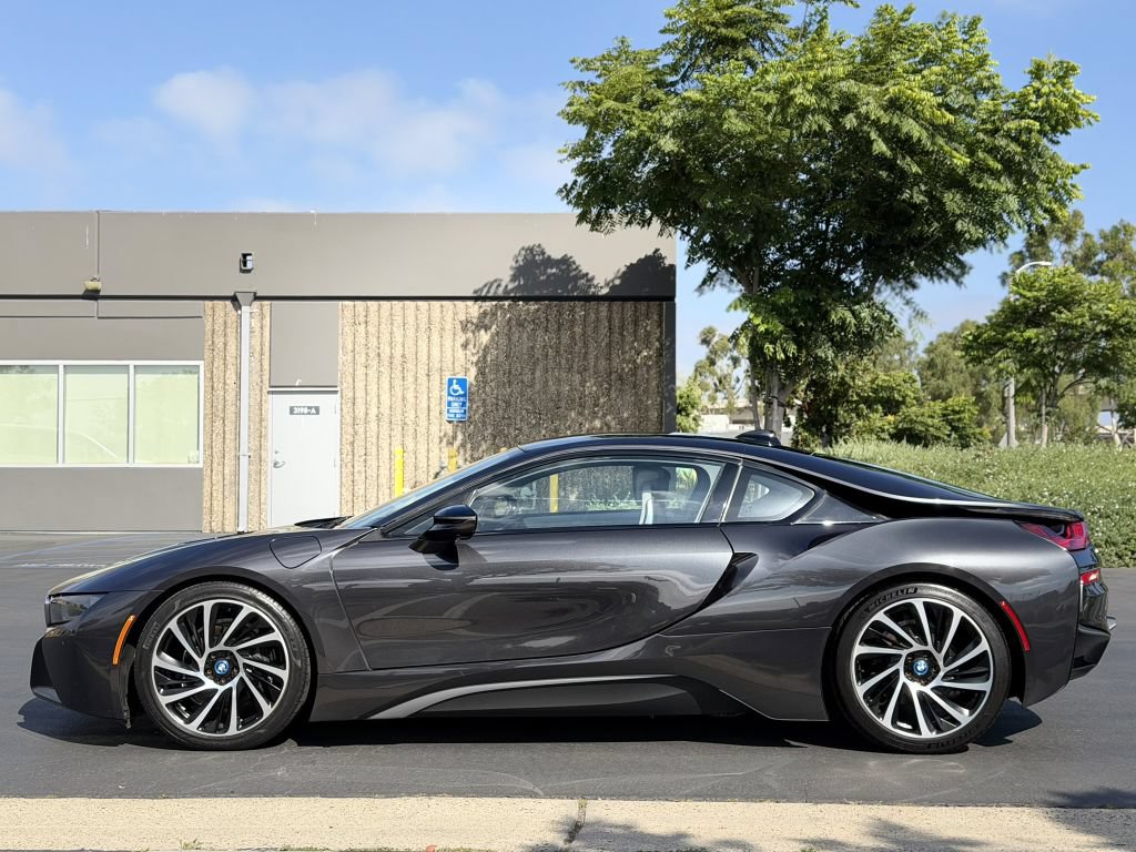 Used 2016 BMW i8 AWD/4WD image 5