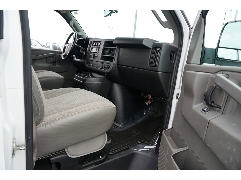 Used 2016 Chevrolet Express 3500 LT w/ LT Preferred Equipment Group image 20