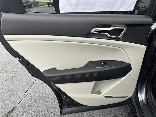 New 2026 Kia Sportage EX AWD/4WD image 13