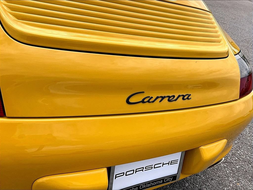 Used 2002 Porsche 911 Carrera RWD image 22
