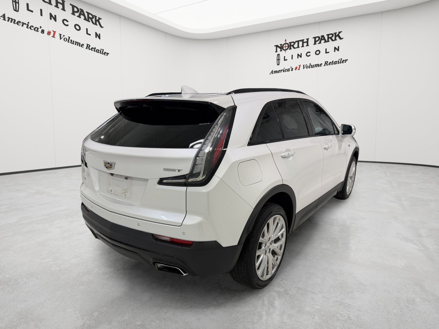 Used 2020 Cadillac XT4 Sport AWD/4WD image 5