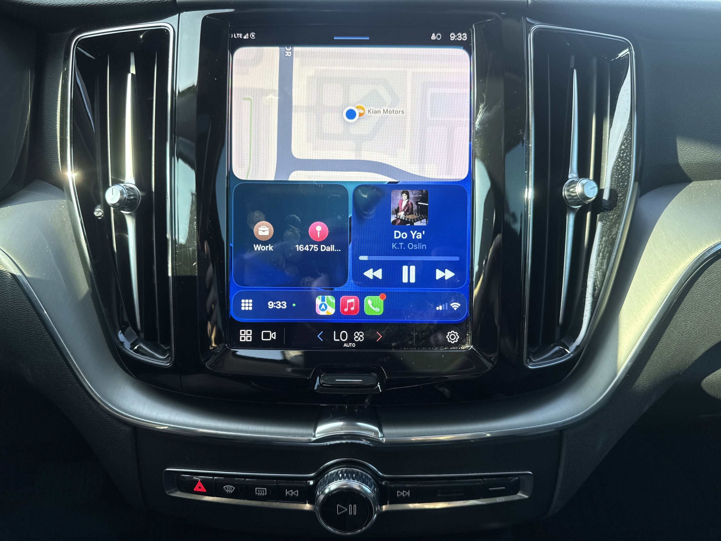 Used 2023 Volvo XC60 B5 Core image 73