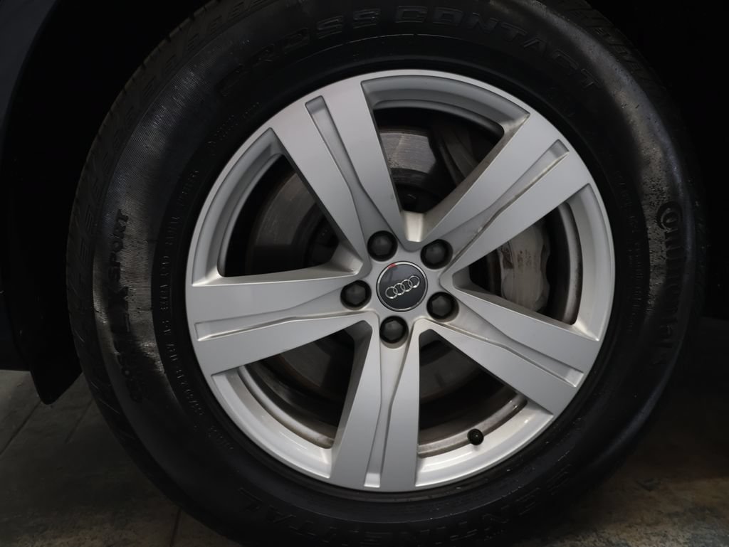 Used 2017 Audi Q7 2.0T Premium Plus AWD/4WD image 28