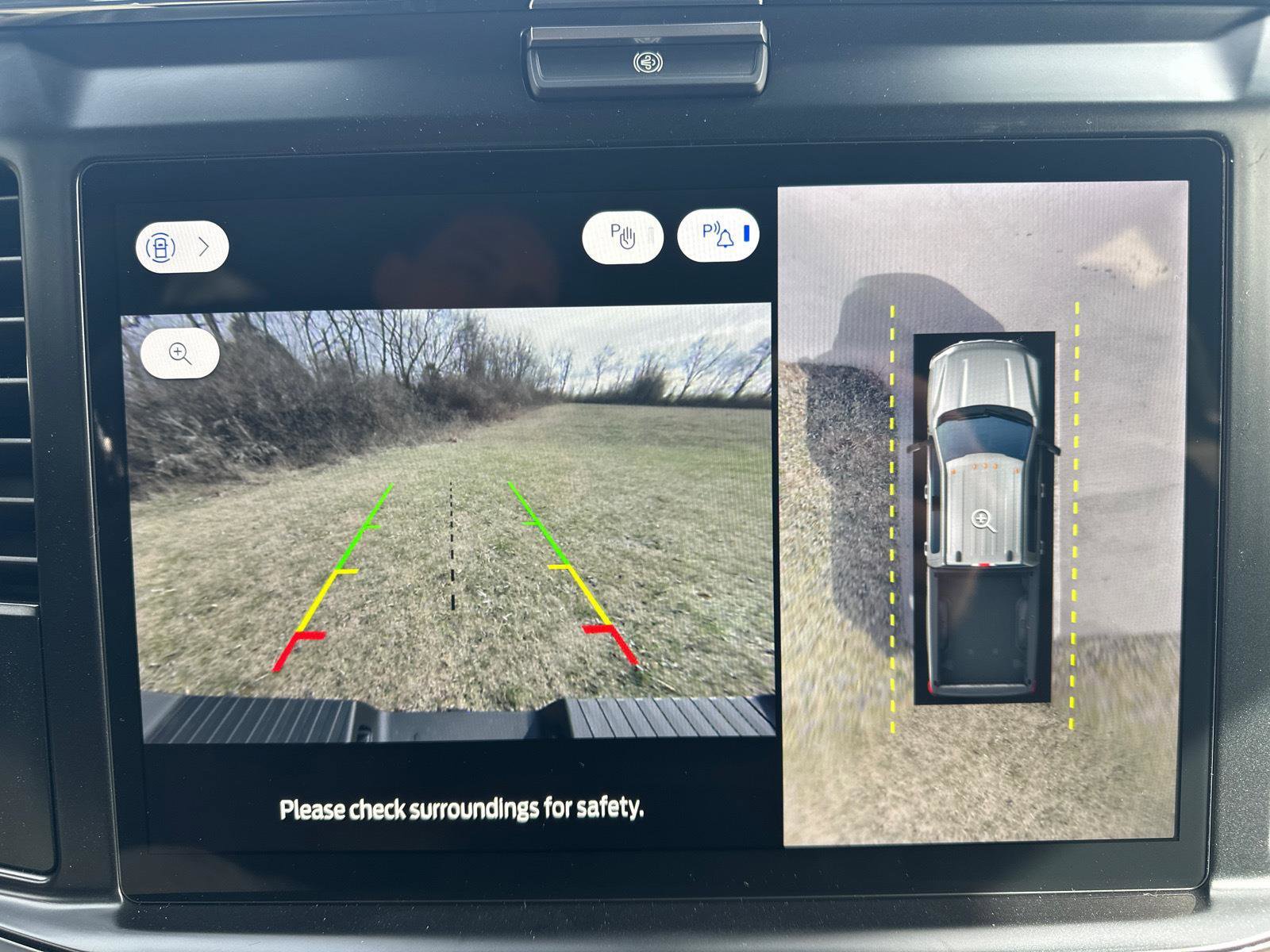 New 2026 Ford F250 Lariat w/ Black Appearance Package image 7