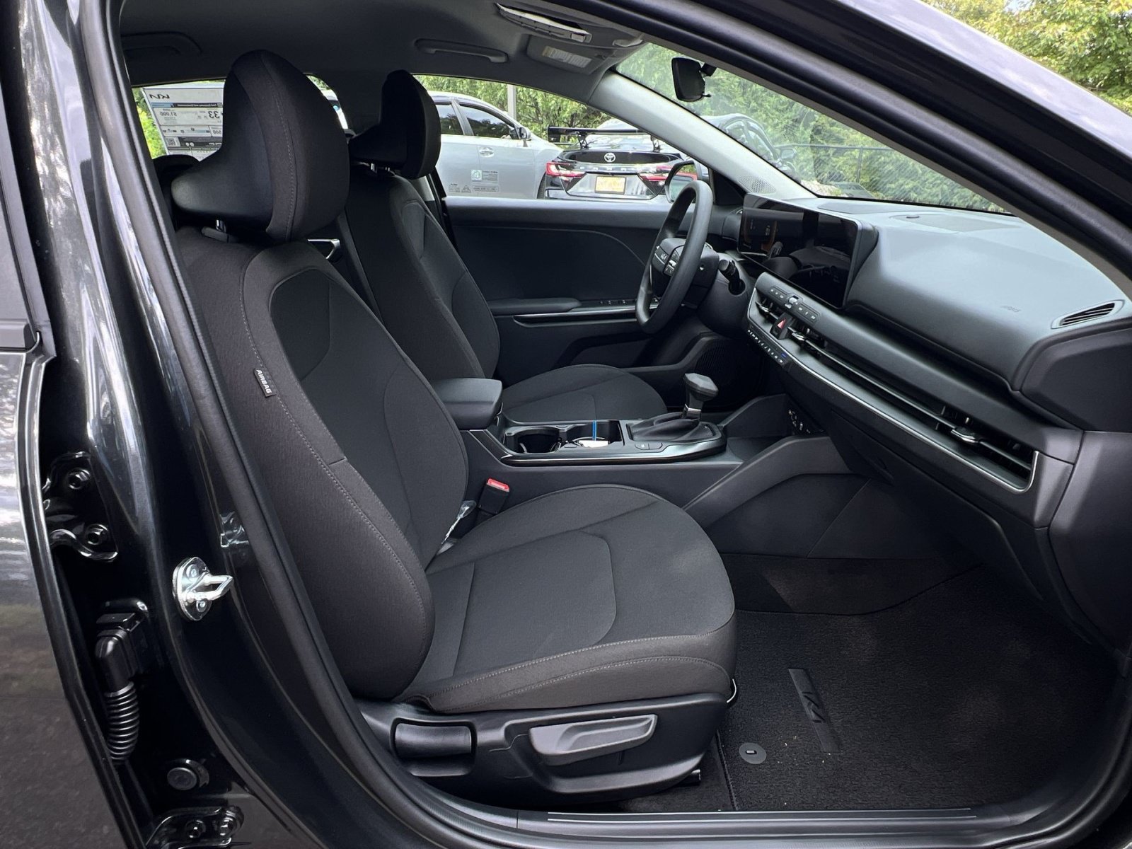 New 2026 Kia K4 FWD image 33