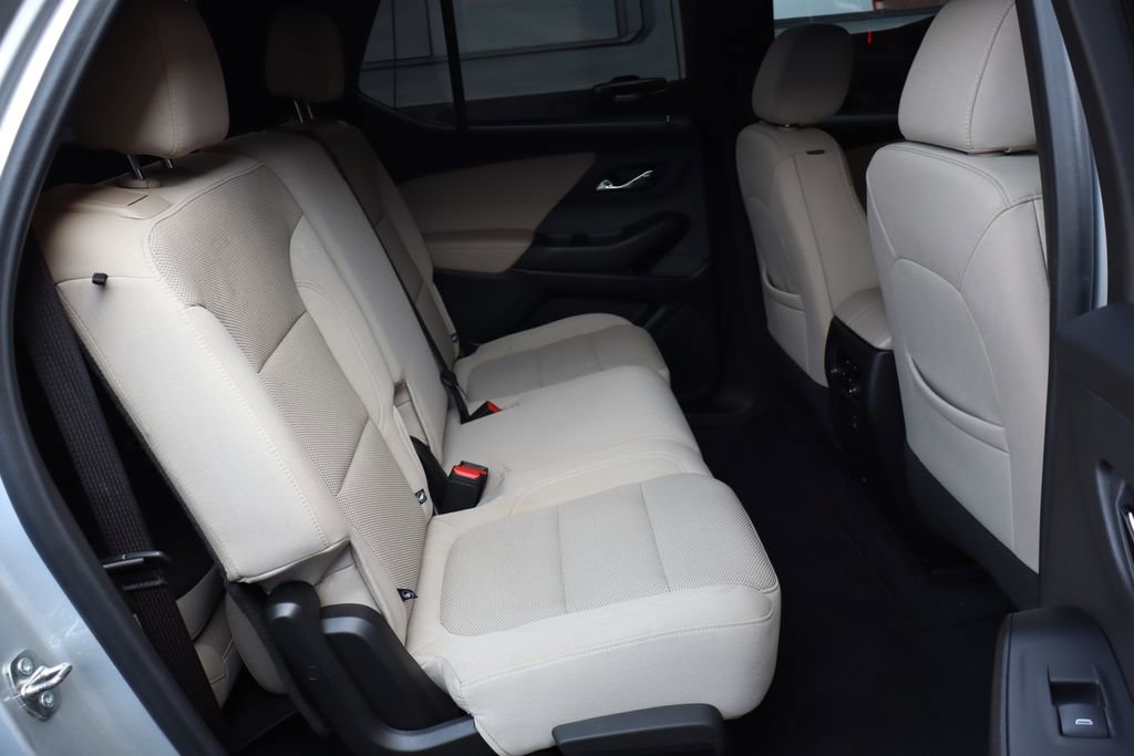 Used 2022 Chevrolet Traverse LS AWD/4WD image 41
